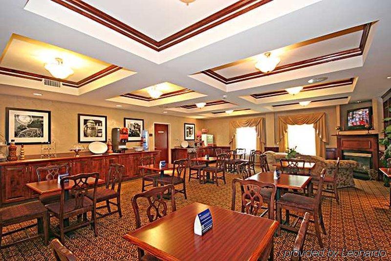 แฮมป์ตัน อินน์ กรีนส์โบโร อีสต์ McLeansville ร้านอาหาร รูปภาพ
